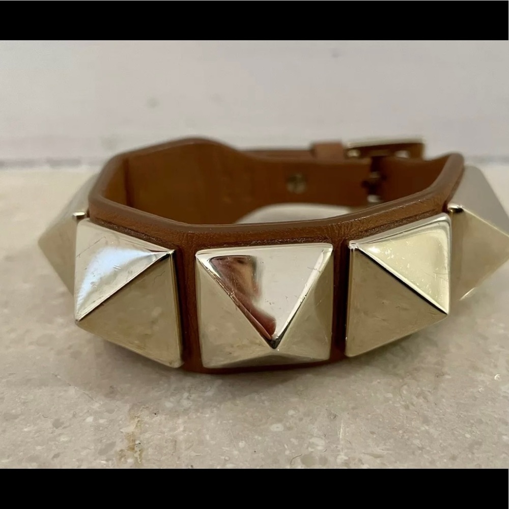 Valentino - Women’s Large Rockstud Bracelet - Camel